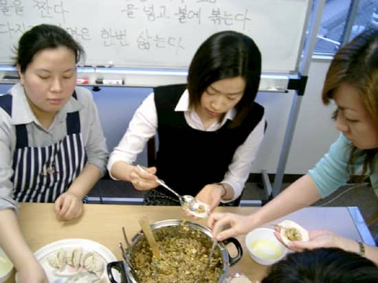 第6回　文化から学ぶ韓国語ーマンドゥ作り02